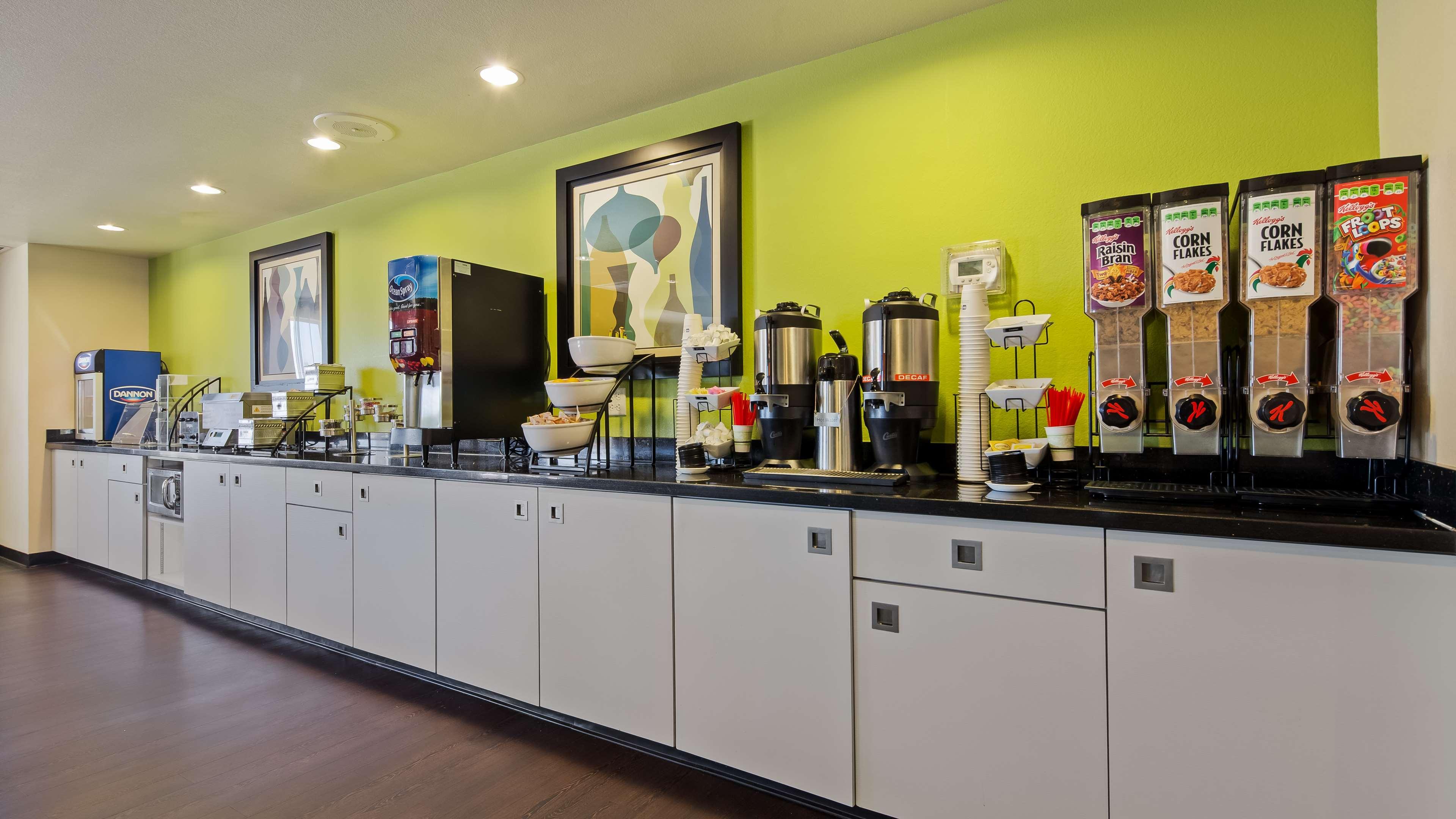 Best Western Douglas Inn & Suites Buitenkant foto