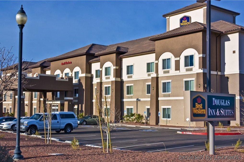 Best Western Douglas Inn & Suites Buitenkant foto